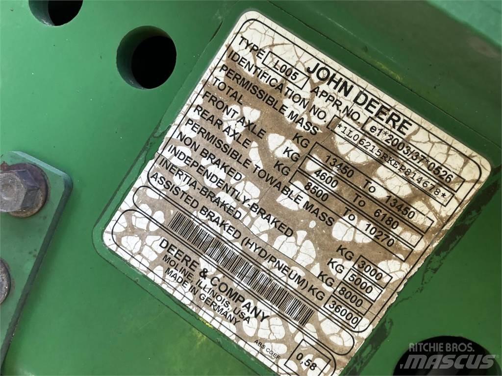 John Deere 6215R Tractoare