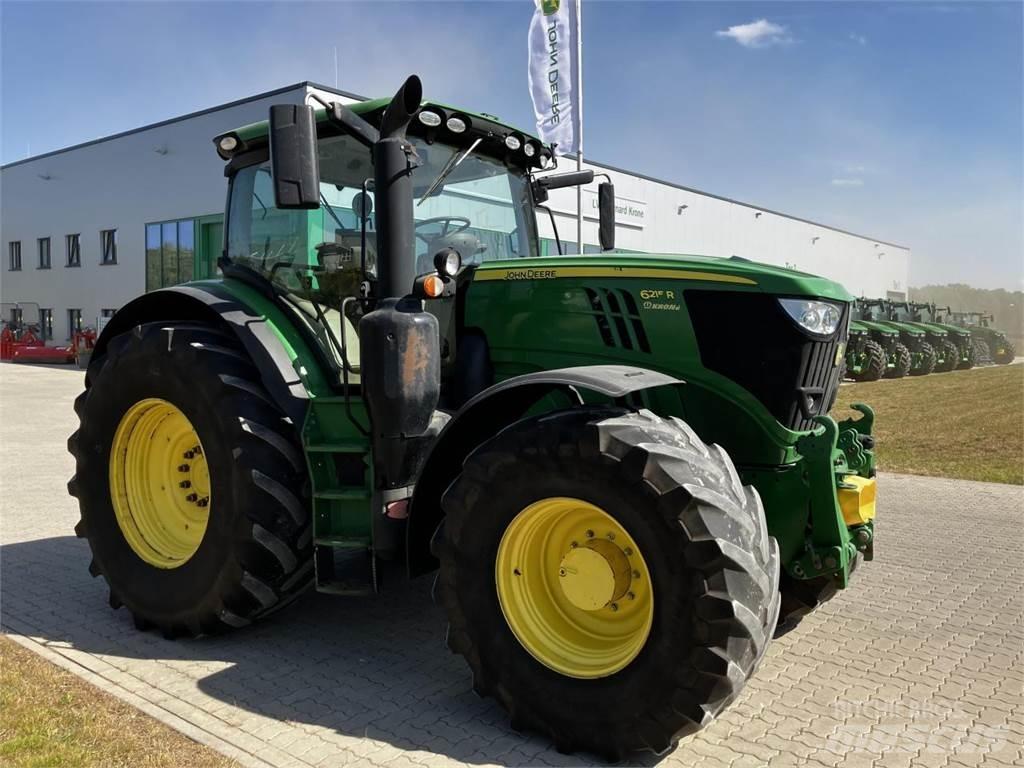 John Deere 6215R Tractoare