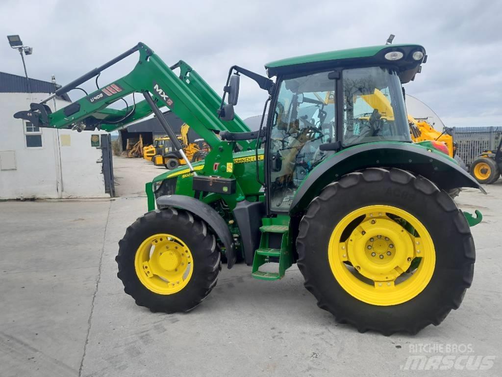 John Deere 5100 R Tractoare