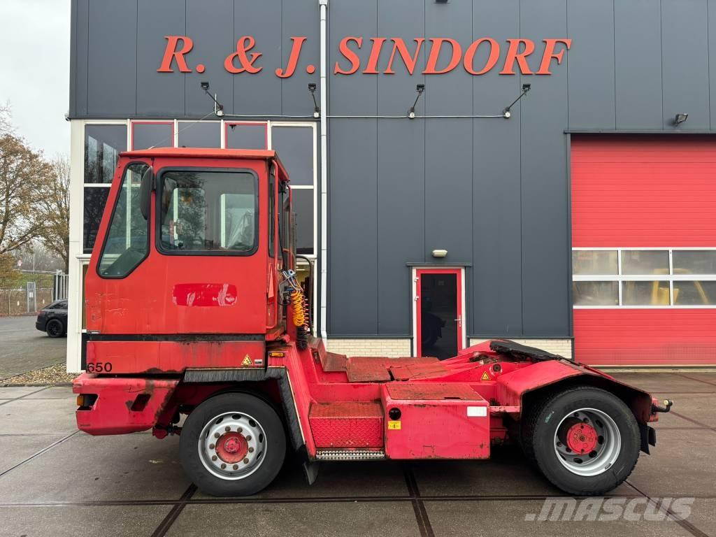 Terberg YT 220 Adaptor terminal