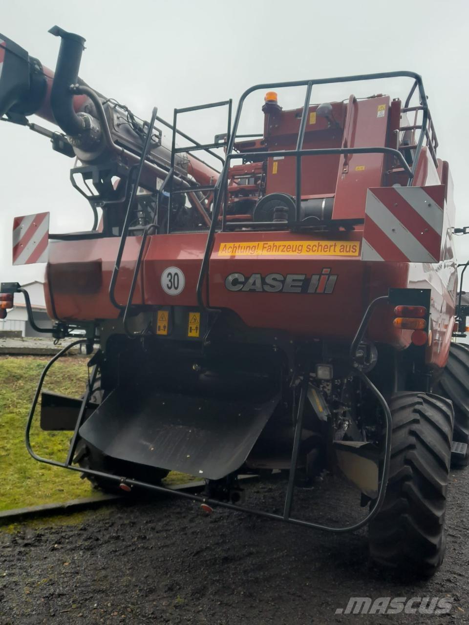 Case IH 7150 AF Combine de secerat