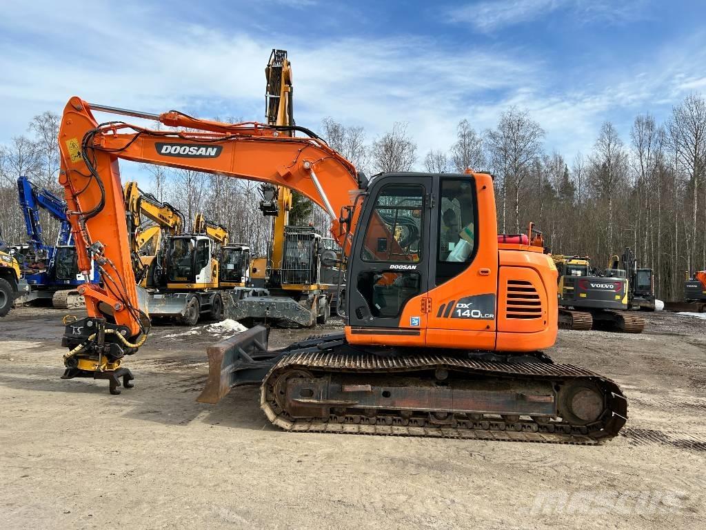 Doosan DX 140 LCR-3 Excavatoare pe șenile
