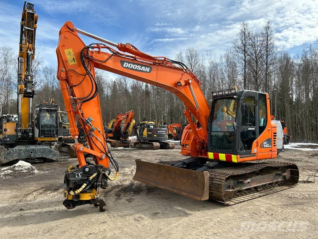 Doosan DX 140 LCR-3 Excavatoare pe șenile

