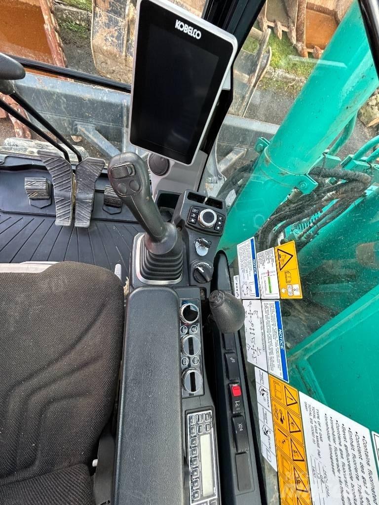 Kobelco SK 140 SR LC Excavatoare pe șenile
