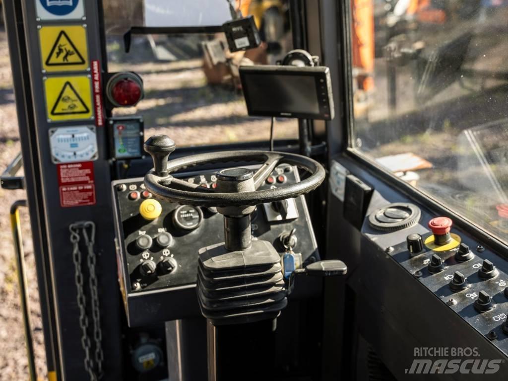 Atlas Copco XE3 C30 Echipamente de tunelat si minerit
