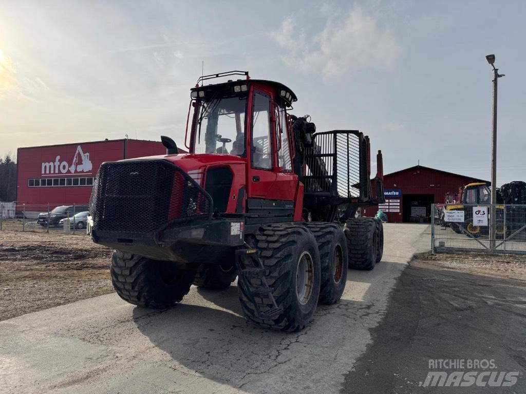 Komatsu 895 Transportoare