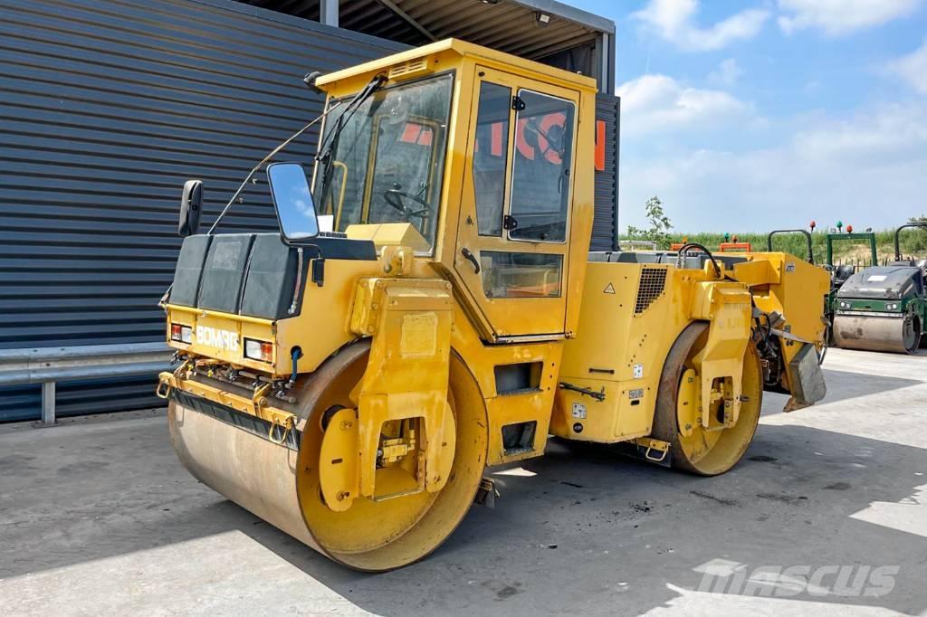 Bomag BW 151 AD-2 Cilindri compactori dubli