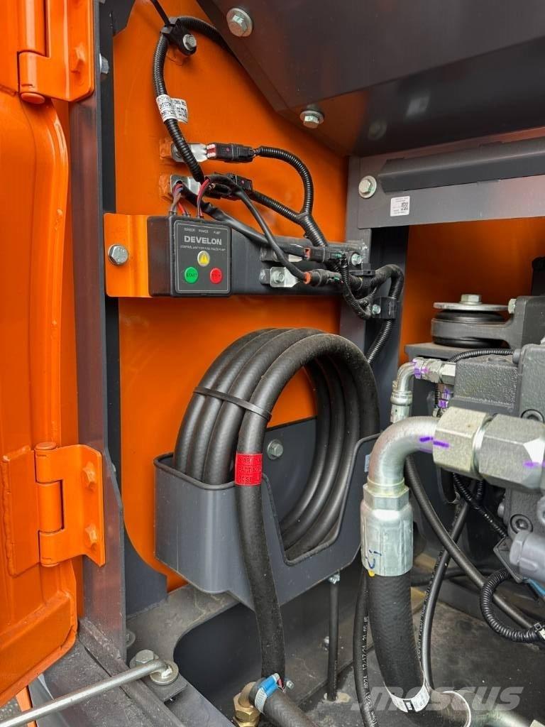 Develon DX 225 LC-7M Excavatoare pe șenile
