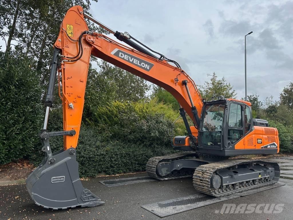 Develon DX 225 LC-7M Excavatoare pe șenile
