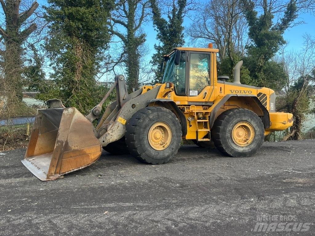 Volvo L 120 F Incarcator pe pneuri