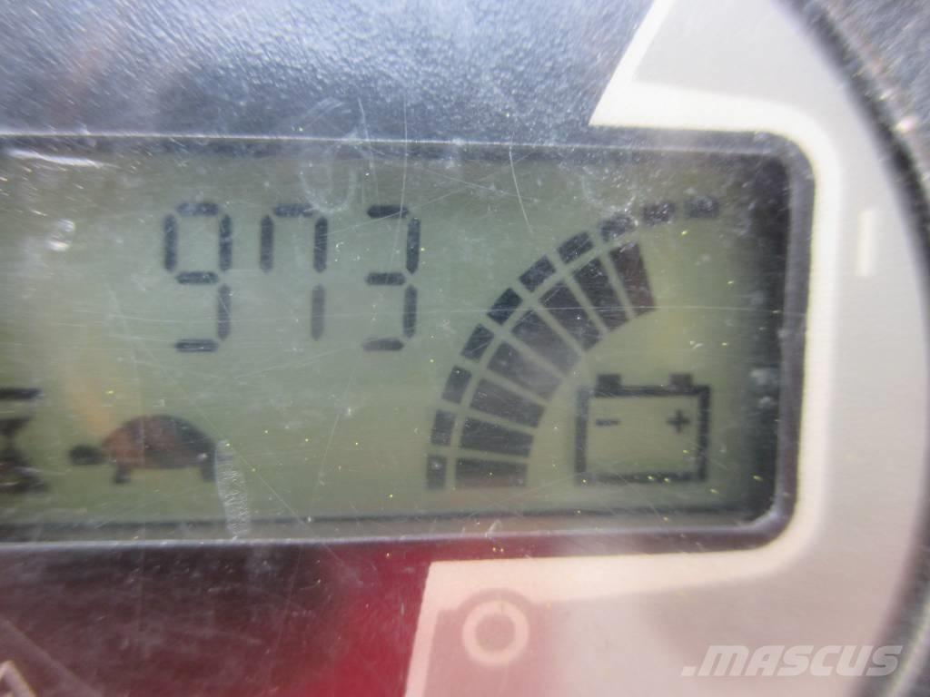 JLG Toucan 8 E Ascensoare verticale catarg