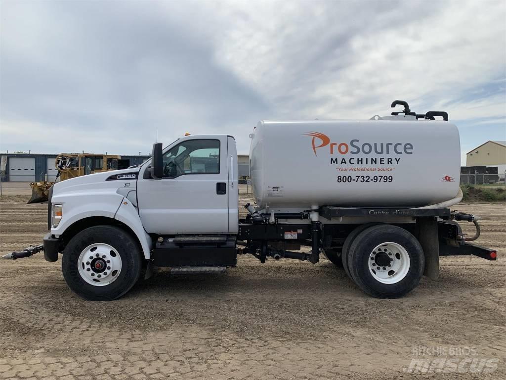 Ford F 650 XL SD Cisterne