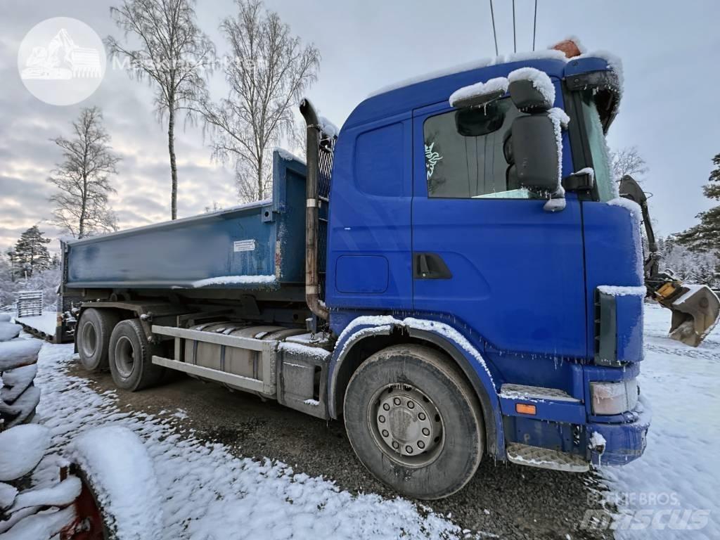 Scania R 124 GB 470 Camion cu carlig de ridicare