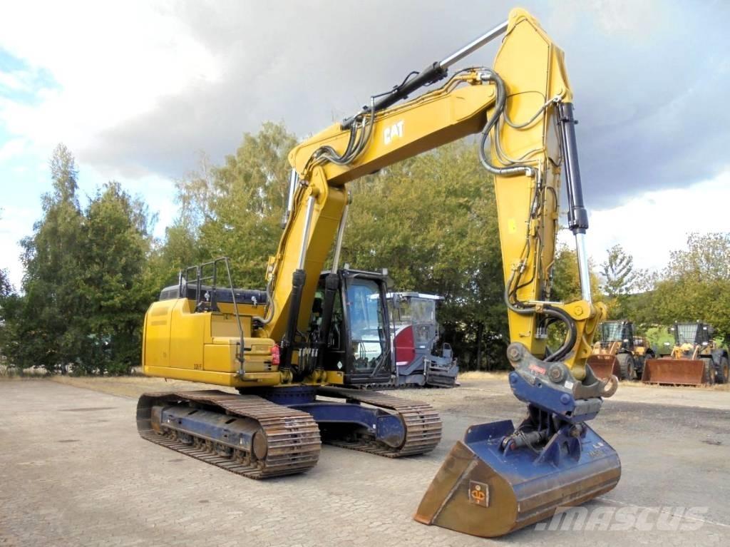 CAT 326 F LN Excavatoare pe șenile
