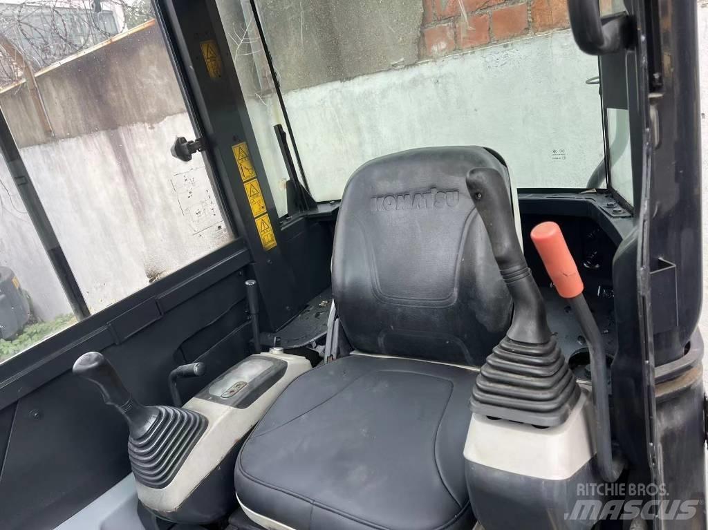 Komatsu PC 40 MR-2 Excavatoare pe șenile
