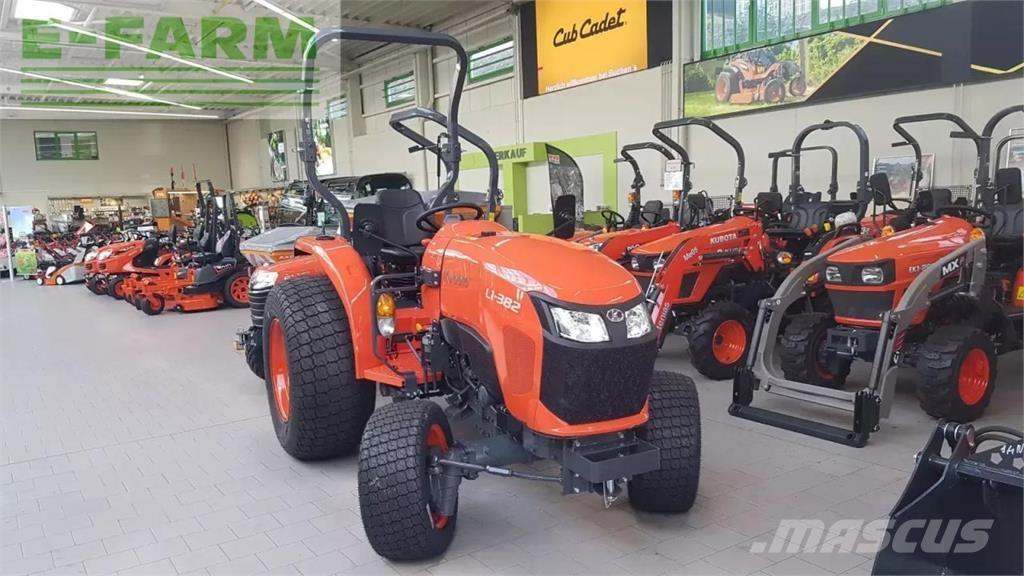 Kubota l1-382 turf Tractoare
