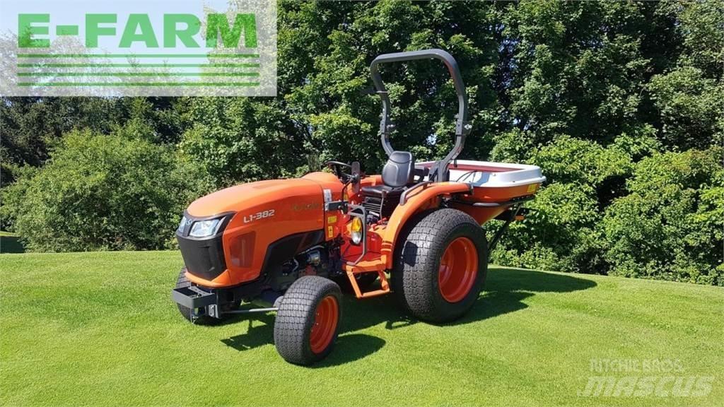 Kubota l1-382 turf Tractoare