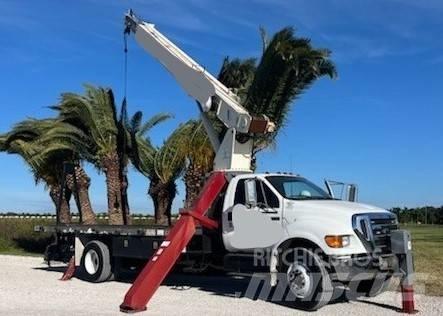 Ford F 750 Camioane cu macara