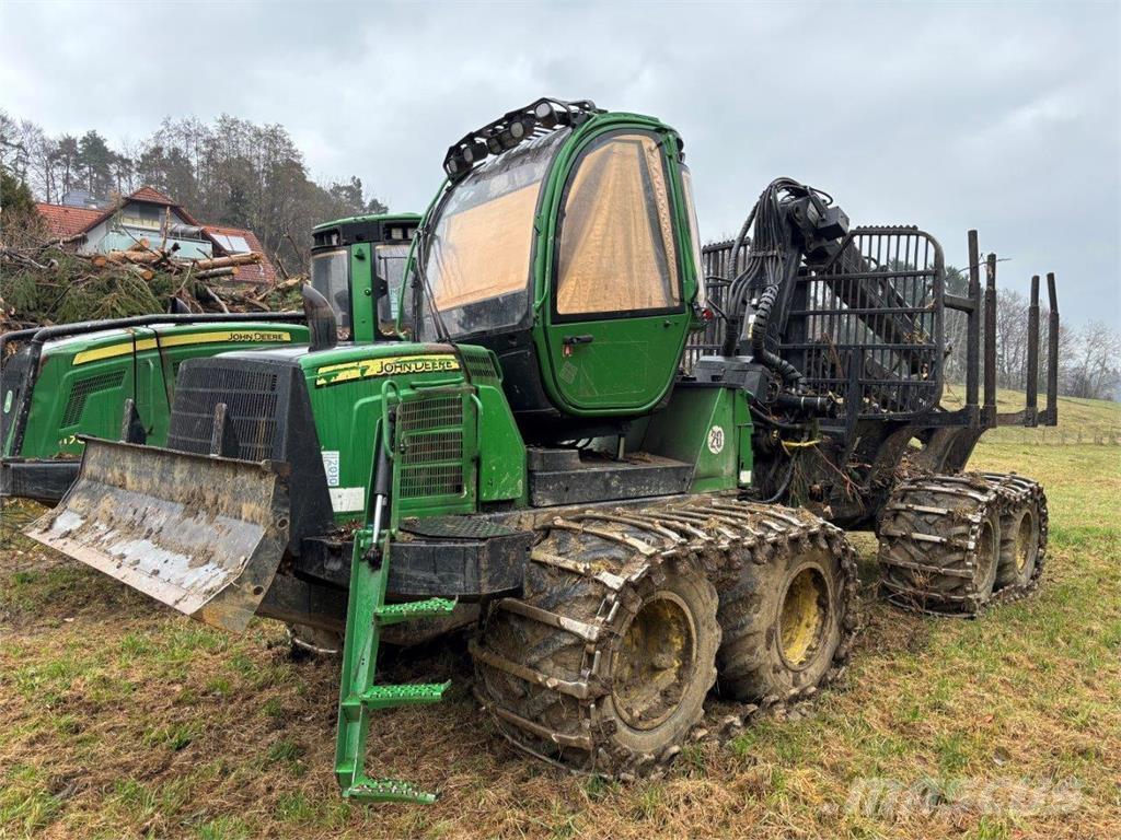 John Deere 1010 E Transportoare