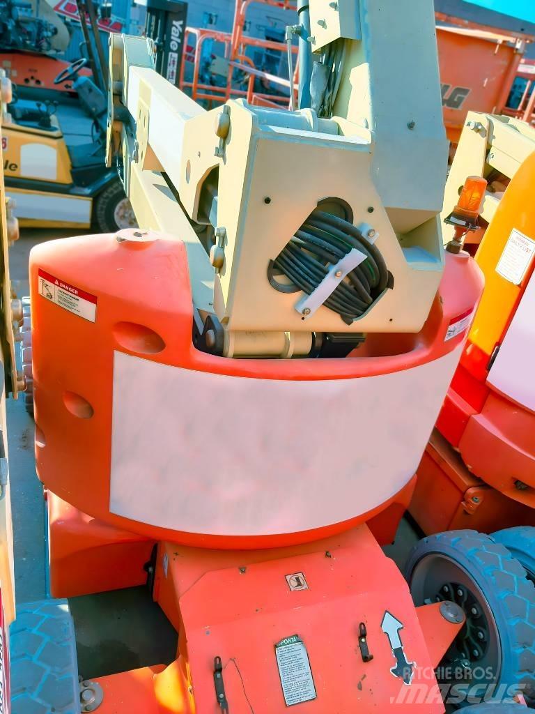 JLG E 450 A Nacele cu brat articulat