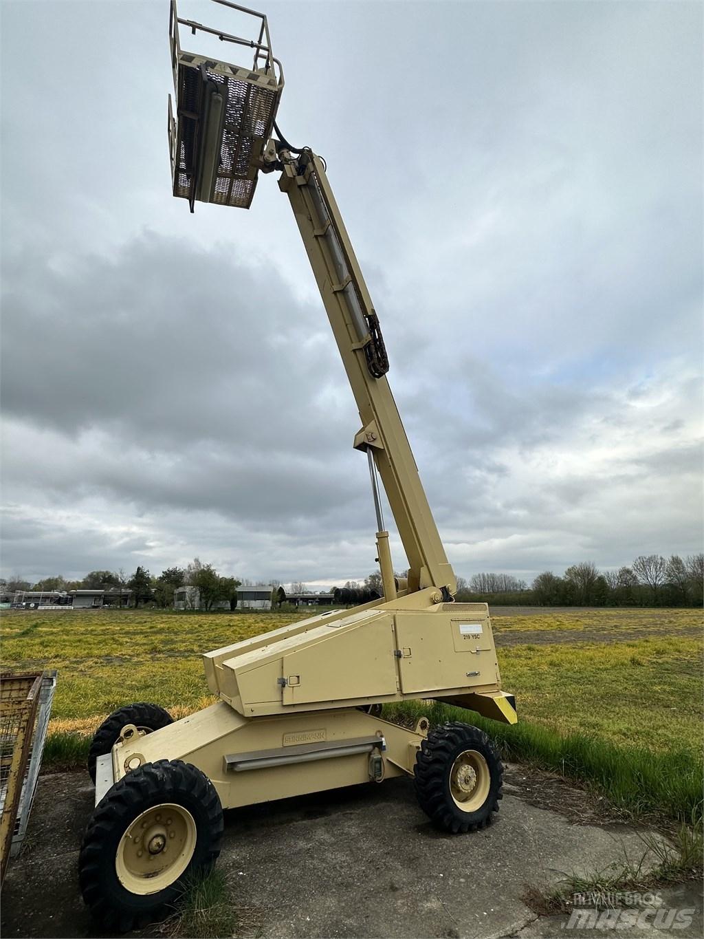 JLG trleskoop Nacele cu brat telescopic