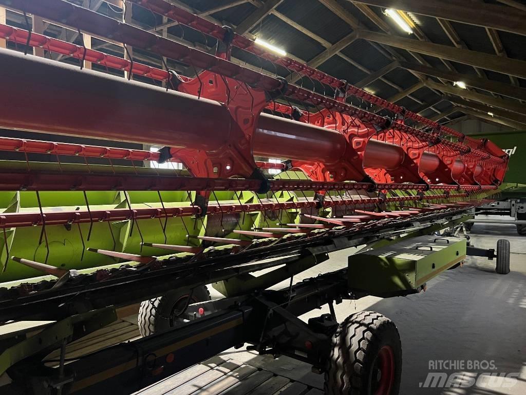 CLAAS Lexion 6800 Combine de secerat