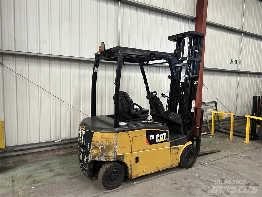 CAT EP20PN Stivuitor electric
