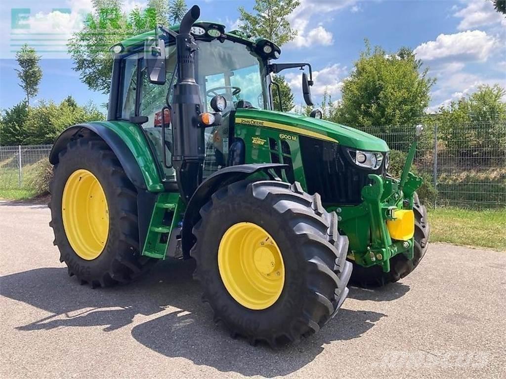 John Deere 6100m Tractoare