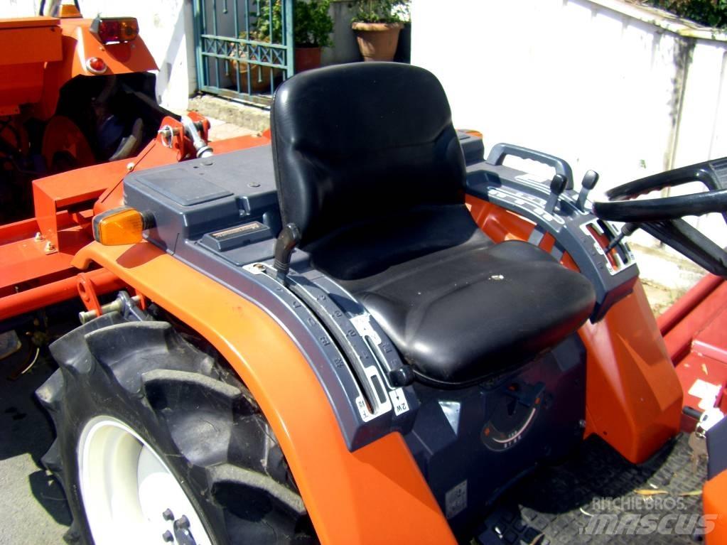 Kubota ASTE A-17 4wd Tractoare