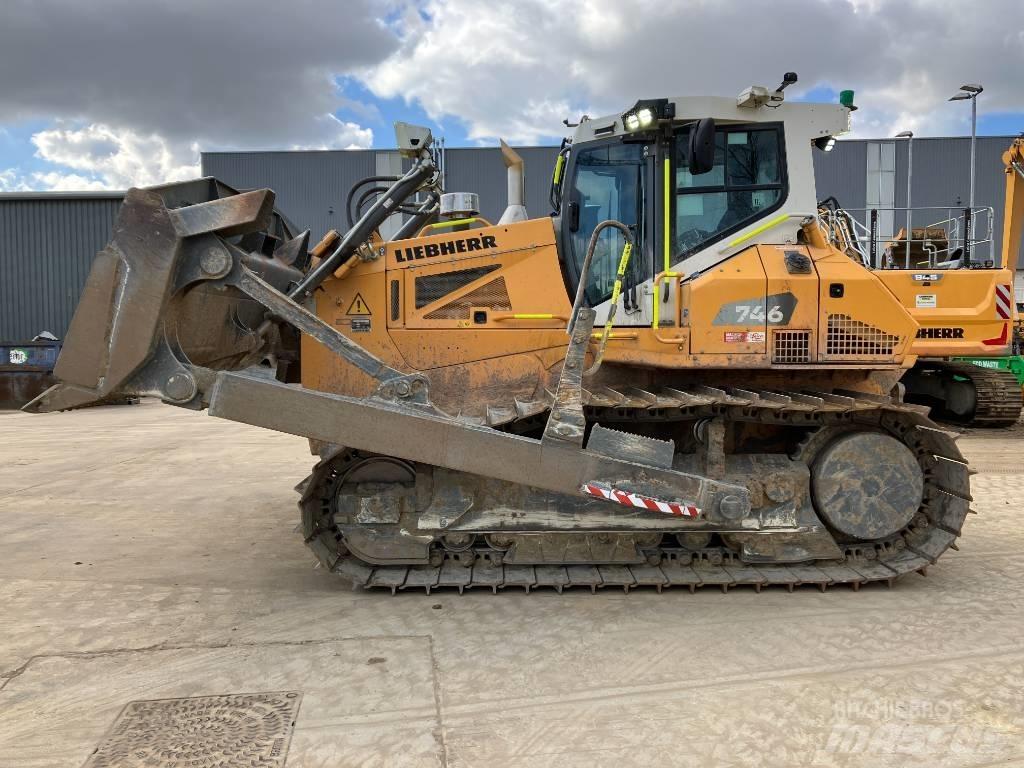 Liebherr PR 746 Buldozere pe senile