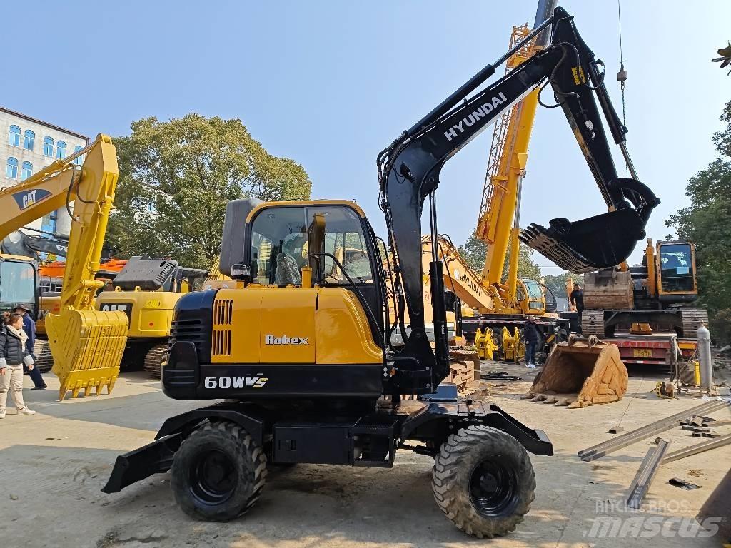 Hyundai 60W-9 Excavatoare cu roti