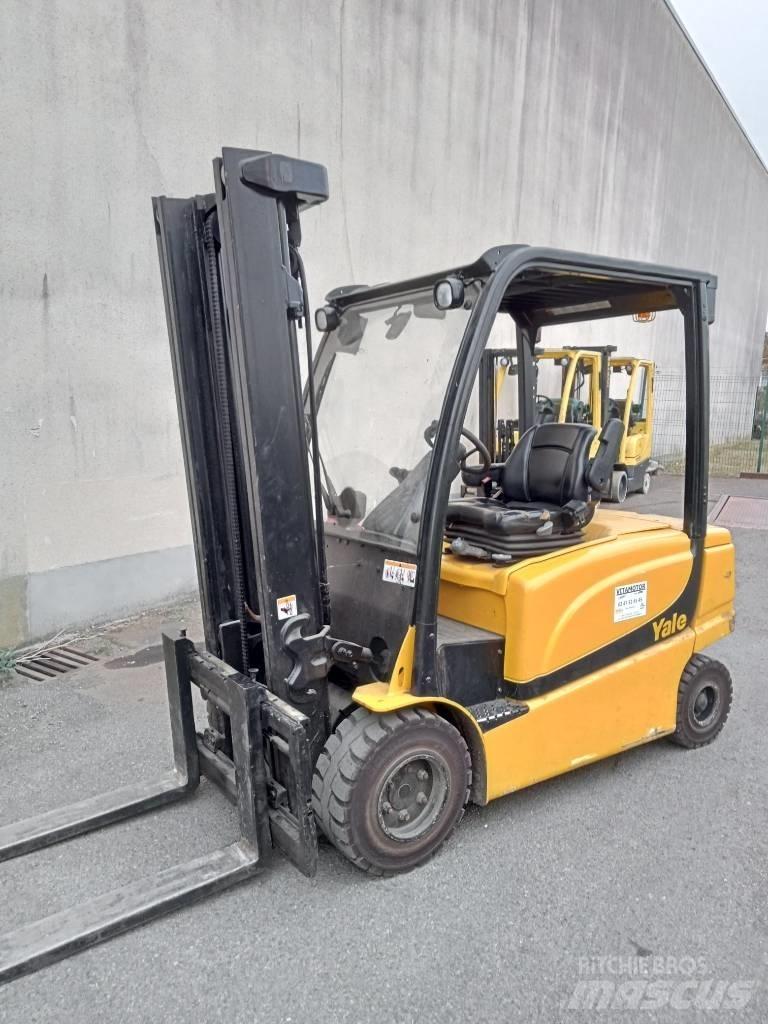 Yale ERP35 Stivuitor electric