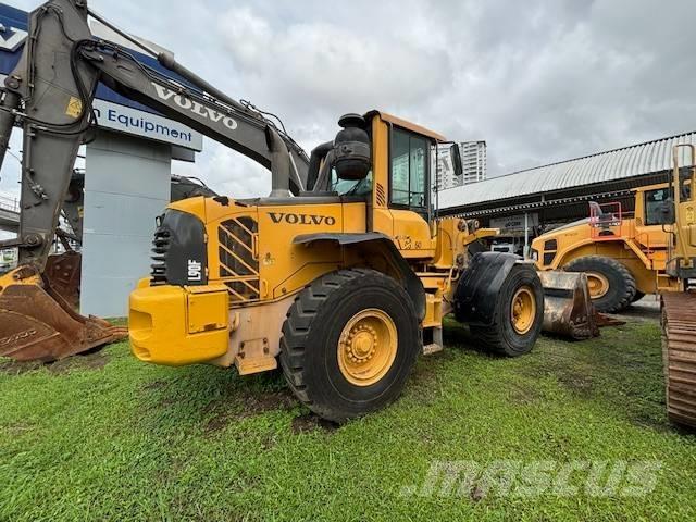 Volvo L 90 F Incarcator pe pneuri