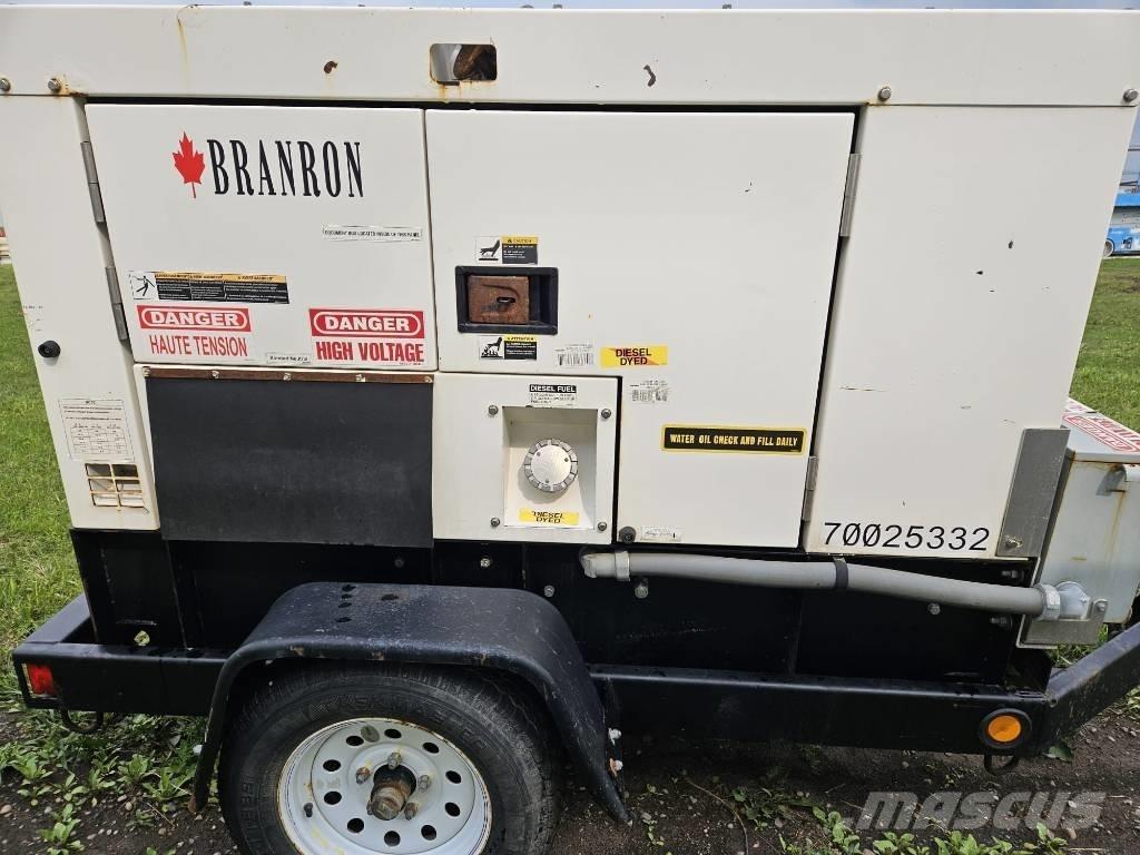 MultiQuip DCA 25 KVA Generatoare Diesel