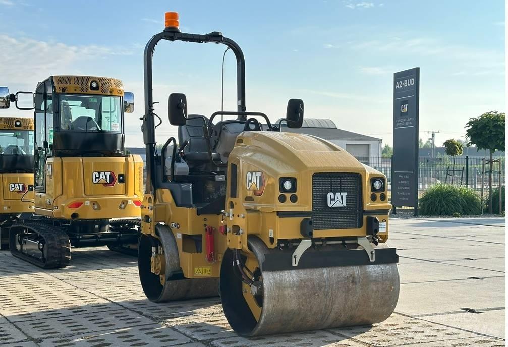 CAT CB2.7GC Cilindri compactori dubli