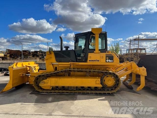 Komatsu D 61 EX-15 Buldozere pe senile