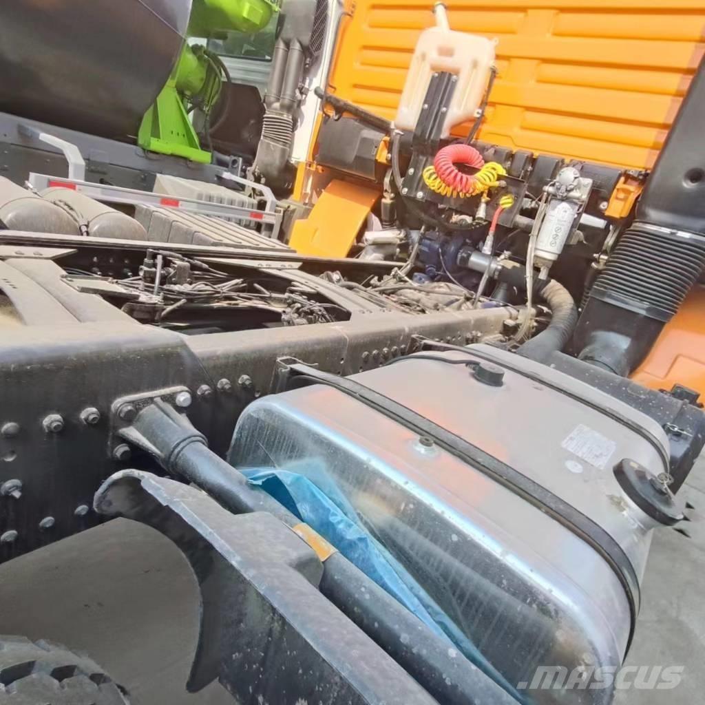 Shacman F3000 6x4 Autotractoare