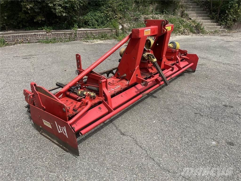 Lely 300-22 Grapa si pluguri rotative