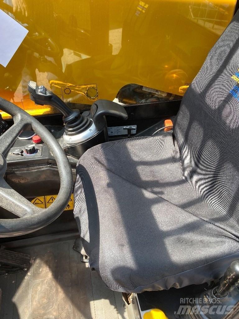 JCB 527-58 Agri Manipulatoare agricole