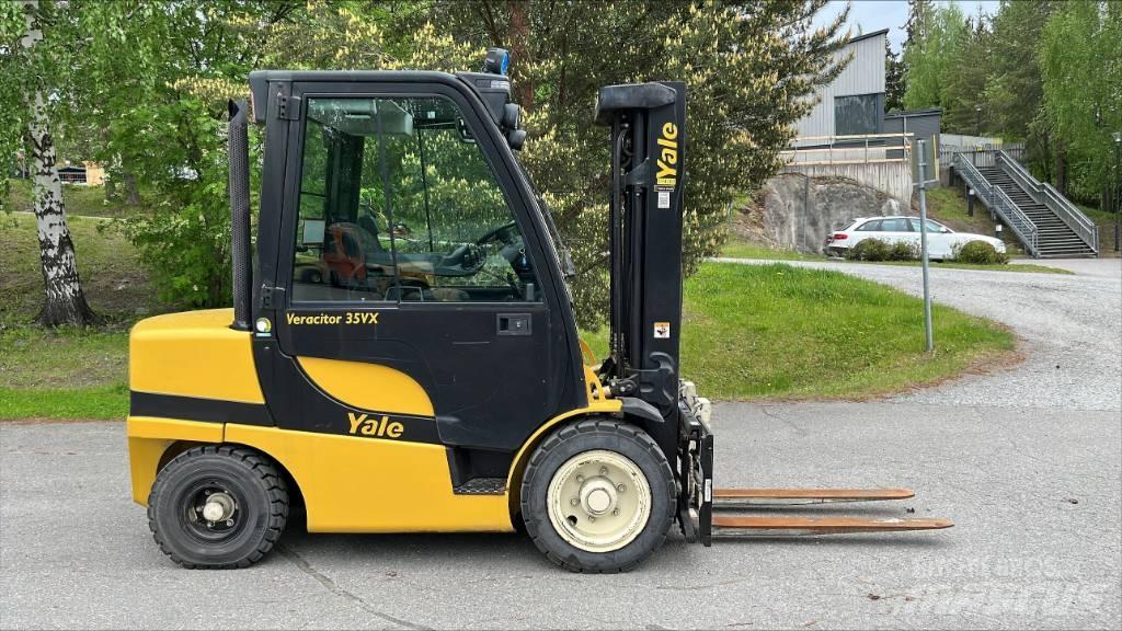 Yale GDP 35 VX Stivuitor diesel