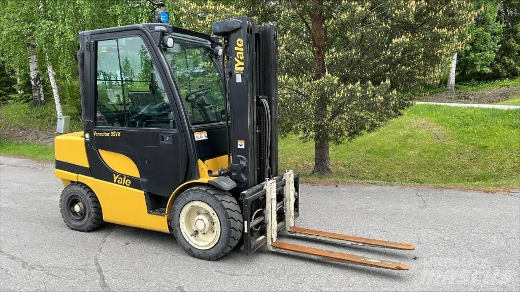 Yale GDP 35 VX Stivuitor diesel
