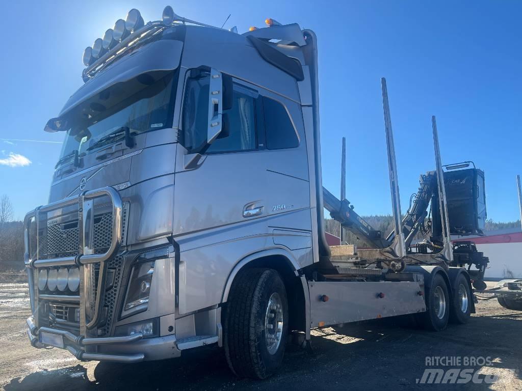Volvo FH 16 750 Camion pentru lemne