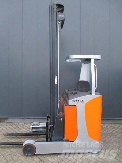 Still FM X17 Stivuitor cu catarg retractabil