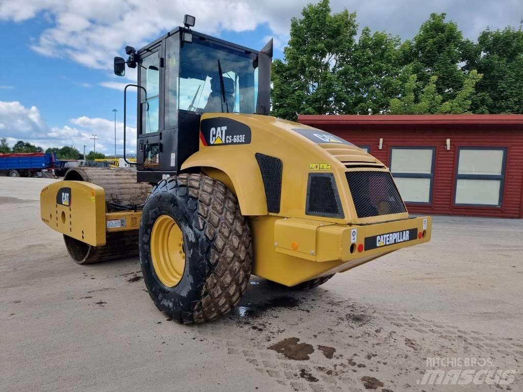 CAT CS 683 E Compactoare monocilindrice