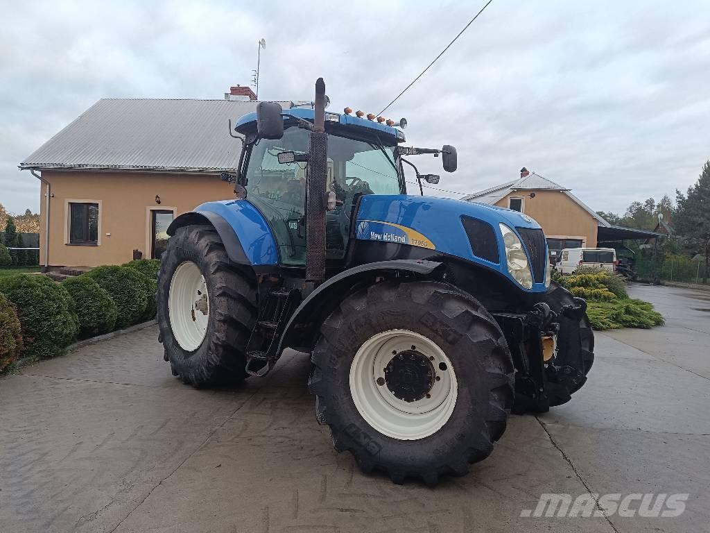 New Holland T 7050 Tractoare