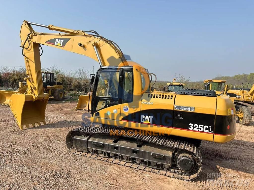CAT 325 CL Excavatoare pe șenile
