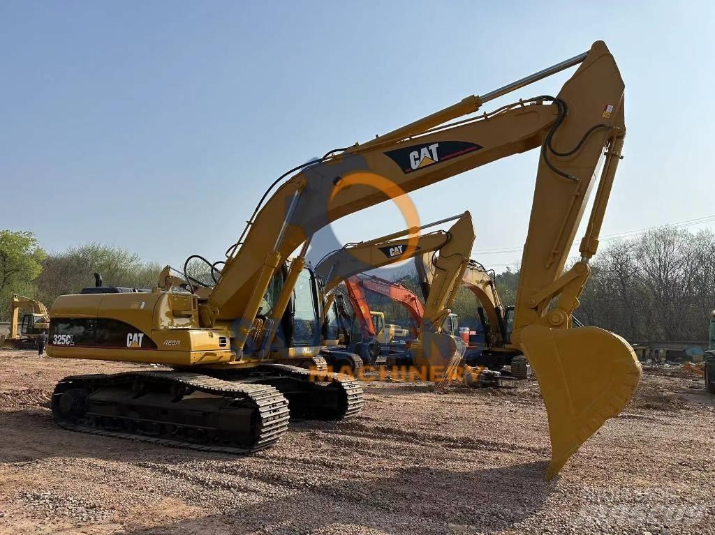 CAT 325 CL Excavatoare pe șenile
