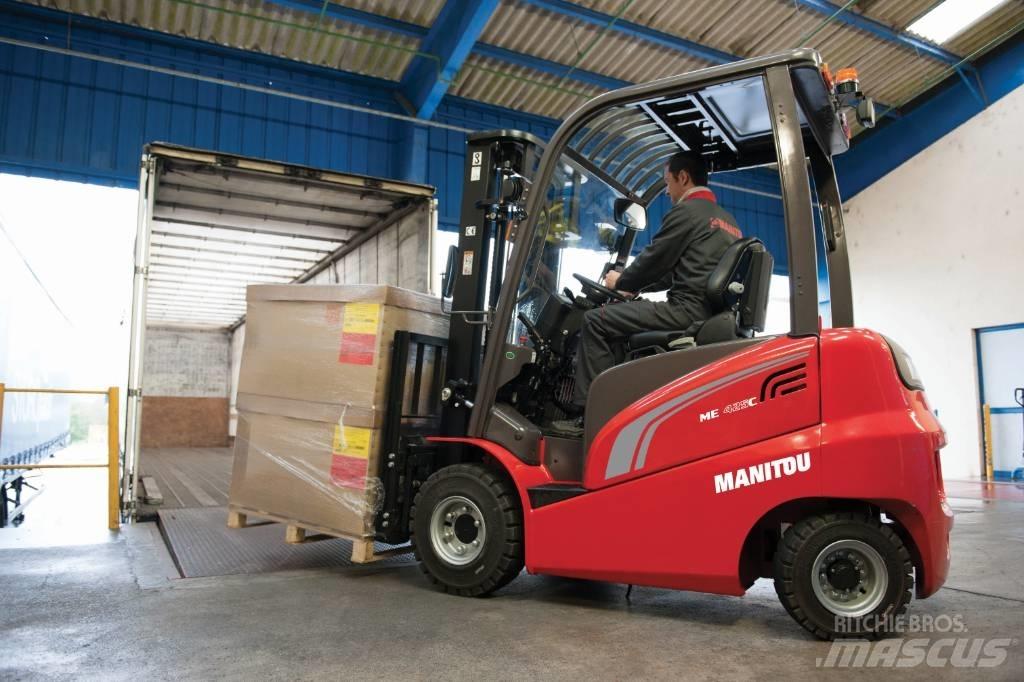 Manitou ME 425C Stivuitor electric