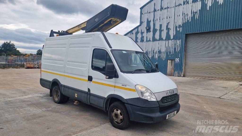 VERSALIFT ET 38 LF Platforme aeriene montate pe camion