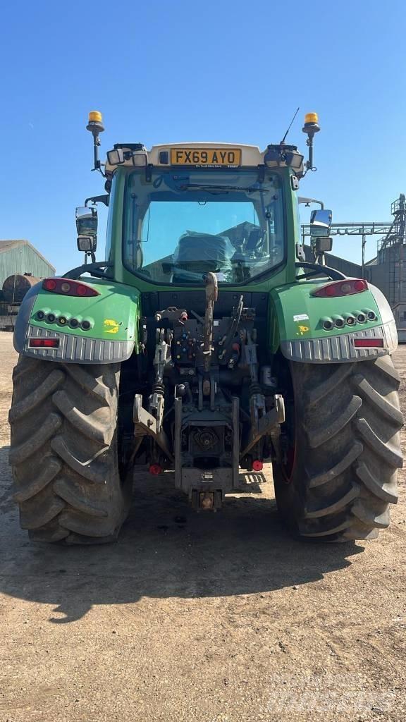 Fendt 720 Vario S4 Tractoare
